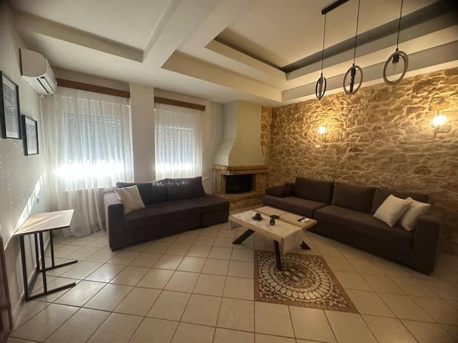Seamplicity Cozy Apartment Iraklion Buitenkant foto
